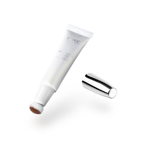 Snow-Kissed Holiday Bounce & Blend Bronzer