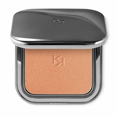 Radiant Touch Bronzing Powder